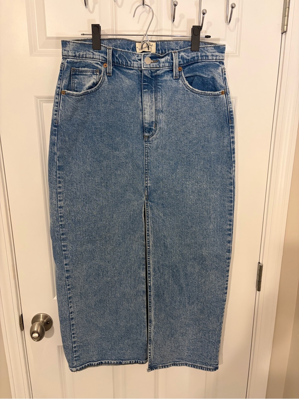 Universal Thread High-Waist Denim Midi Skirt - size 10